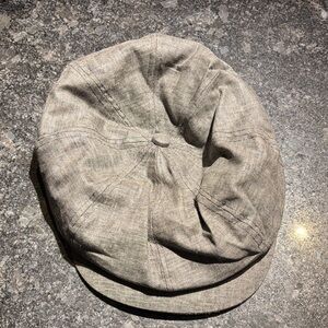 Stylish Gray Newsboy Cap